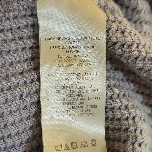 2 Tops Free People Waffle Henleys Size M - Picture 8 of 13